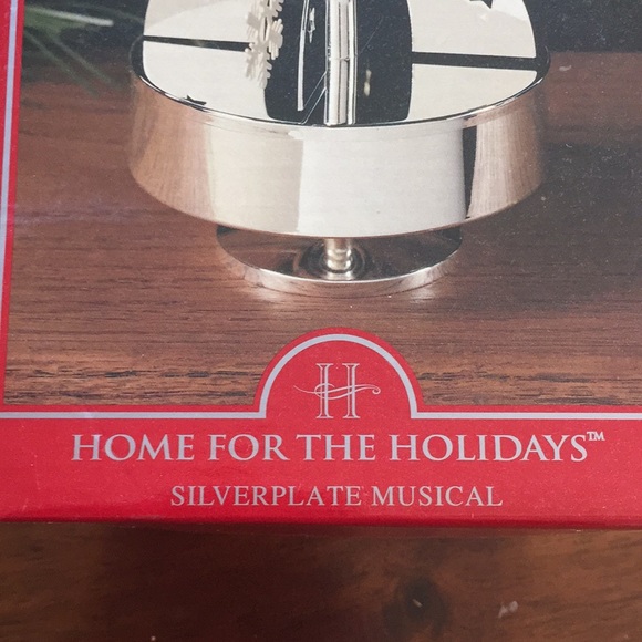 🎶 Musical Tree 🎶 - Picture 4 of 6